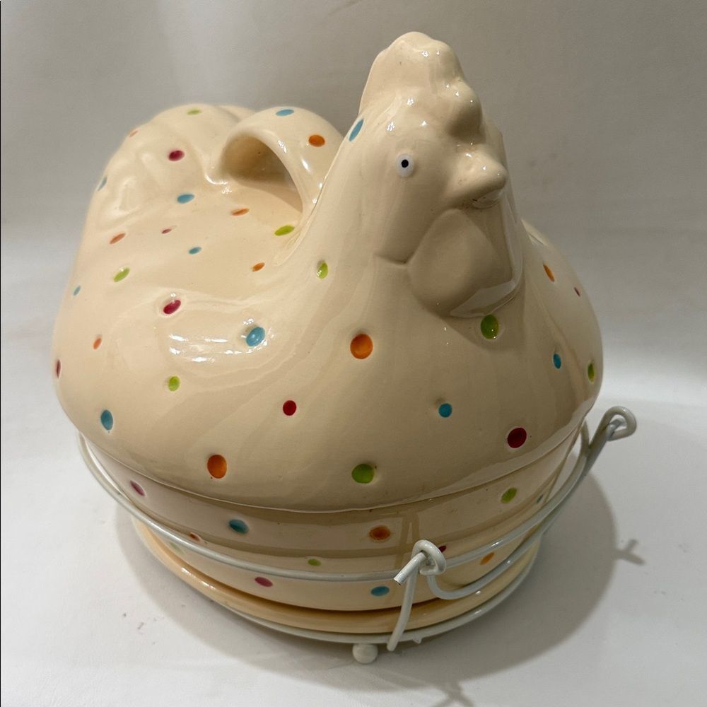 Temptations Tara 2 Qt Oven Ware Dish Polka Dot Cream Ceramic Chicken 4 Pieces